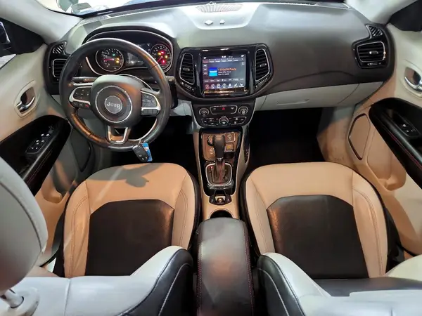 3C4NJDCBXJT470225 2018 JEEP COMPASS - Image 8