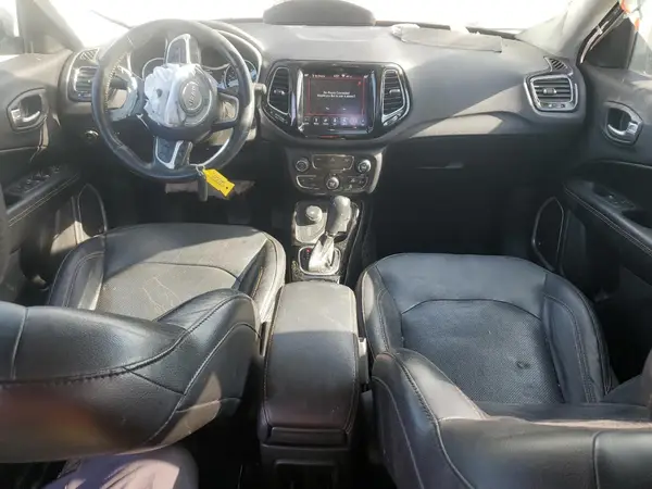 3C4NJDCBXJT492015 2018 JEEP COMPASS - Image 8