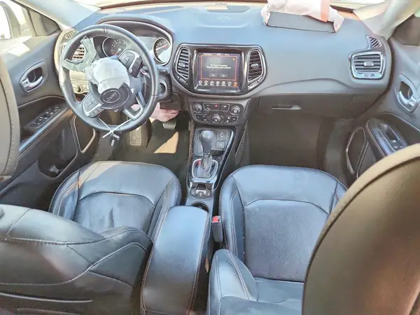 3C4NJDCBXKT618701 2019 JEEP COMPASS - Image 8