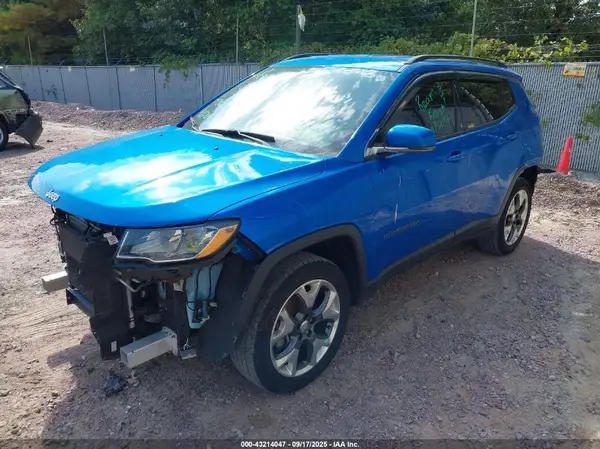 3C4NJDCBXKT620772 2019 JEEP COMPASS - Image 2