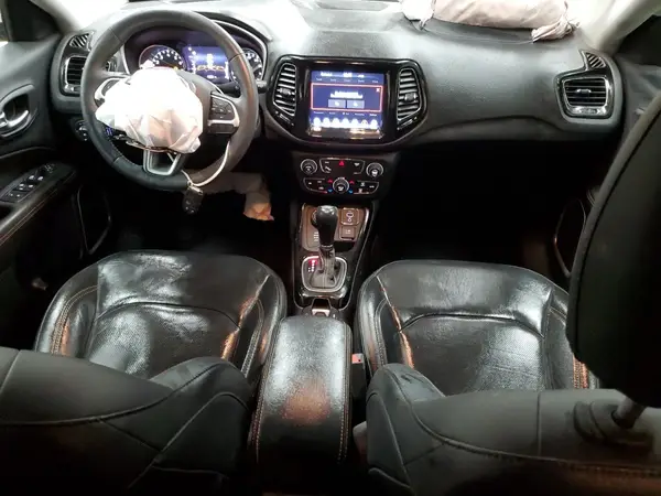 3C4NJDCBXKT647678 2019 JEEP COMPASS - Image 8