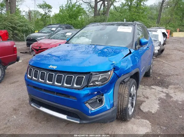 3C4NJDCBXKT647860 2019 JEEP COMPASS - Image 2
