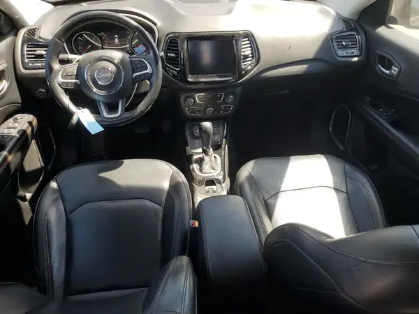 3C4NJDCBXKT649978 2019 JEEP COMPASS - Image 8