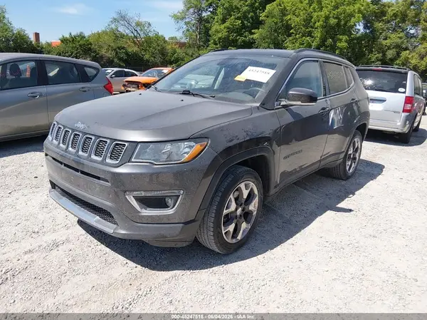 3C4NJDCBXKT661323 2019 JEEP COMPASS - Image 2