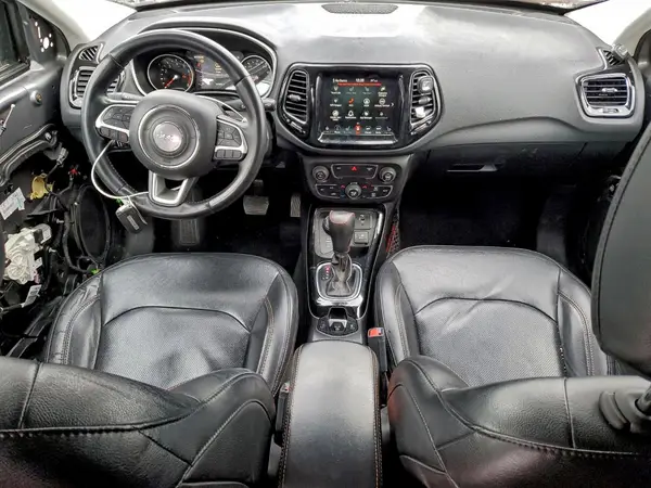3C4NJDCBXKT669454 2019 JEEP COMPASS - Image 8