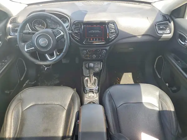 3C4NJDCBXKT669857 2019 JEEP COMPASS - Image 8