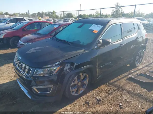 3C4NJDCBXKT679305 2019 JEEP COMPASS - Image 2