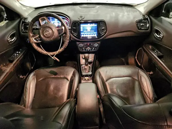 3C4NJDCBXKT695813 2019 JEEP COMPASS - Image 8
