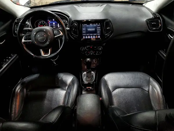 3C4NJDCBXKT697660 2019 JEEP COMPASS - Image 8