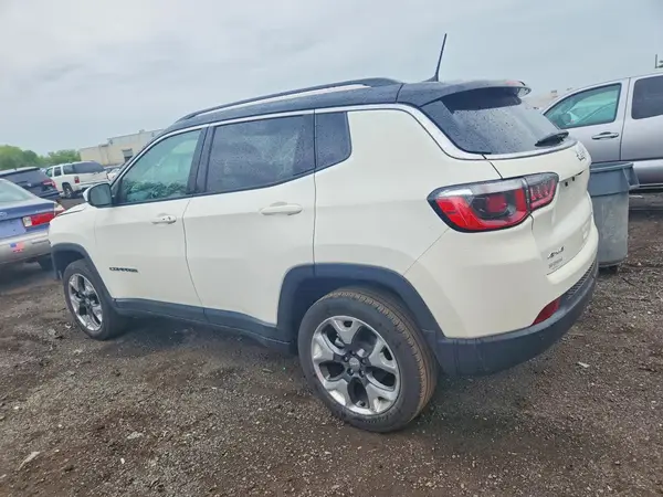 3C4NJDCBXKT713825 2019 JEEP COMPASS - Image 2