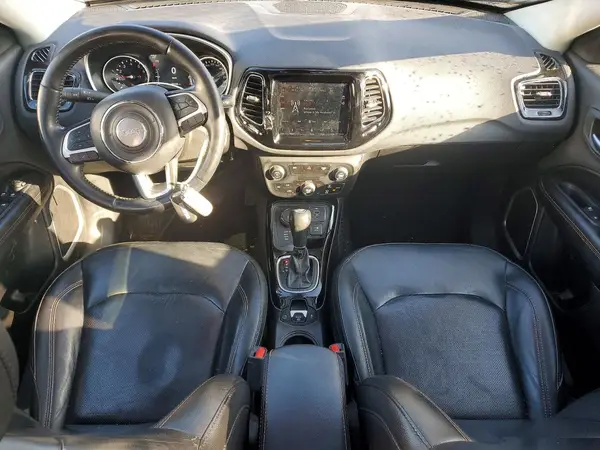 3C4NJDCBXKT728373 2019 JEEP COMPASS - Image 8