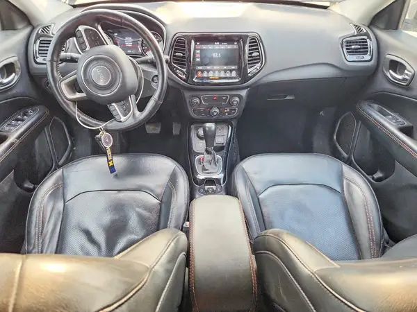 3C4NJDCBXKT735064 2019 JEEP COMPASS - Image 8
