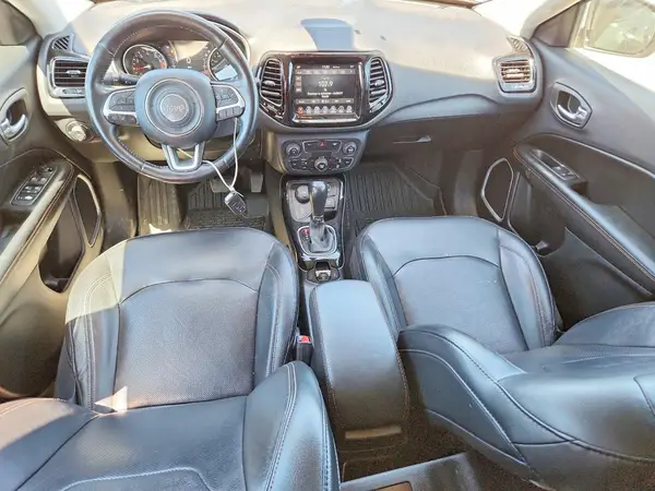 3C4NJDCBXKT753497 2019 JEEP COMPASS - Image 8