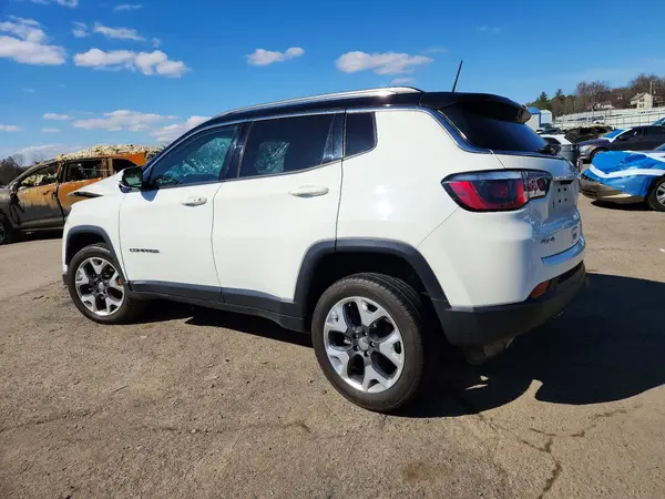 3C4NJDCBXKT806361 2019 JEEP COMPASS - Image 2