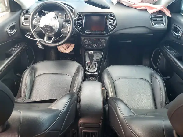 3C4NJDCBXKT806361 2019 JEEP COMPASS - Image 8