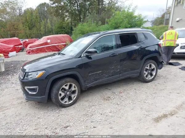 3C4NJDCBXKT827193 2019 JEEP COMPASS - Image 2