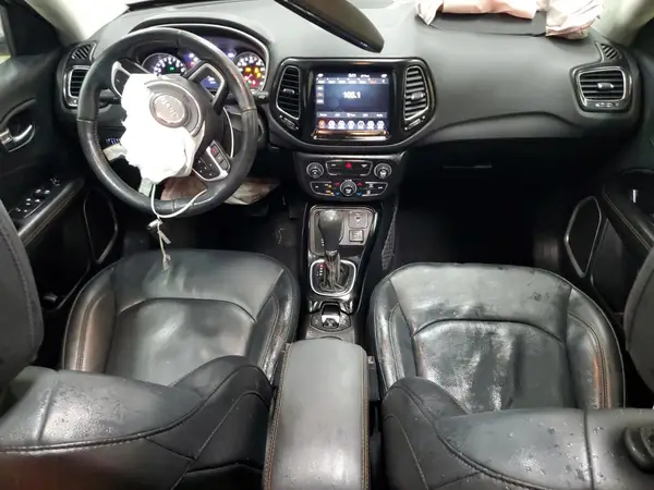 3C4NJDCBXKT827212 2019 JEEP COMPASS - Image 8