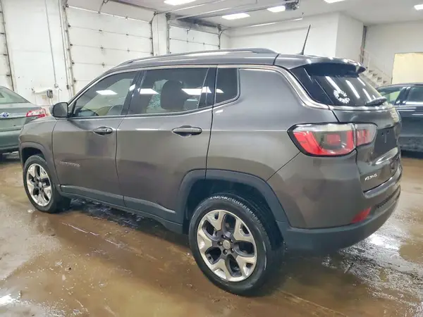 3C4NJDCBXKT854376 2019 JEEP COMPASS - Image 2