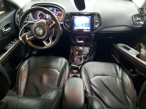 3C4NJDCBXKT854376 2019 JEEP COMPASS - Image 8