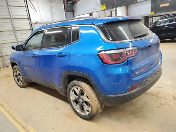 3C4NJDCBXLT122010 2020 JEEP COMPASS - Image 2