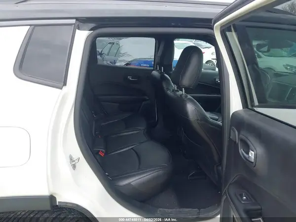3C4NJDCBXLT122296 2020 JEEP COMPASS - Image 8