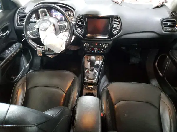 3C4NJDCBXLT127305 2020 JEEP COMPASS - Image 8