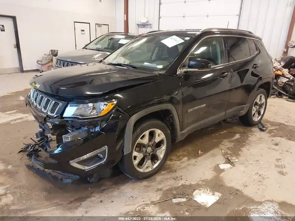 3C4NJDCBXLT142564 2020 JEEP COMPASS - Image 2