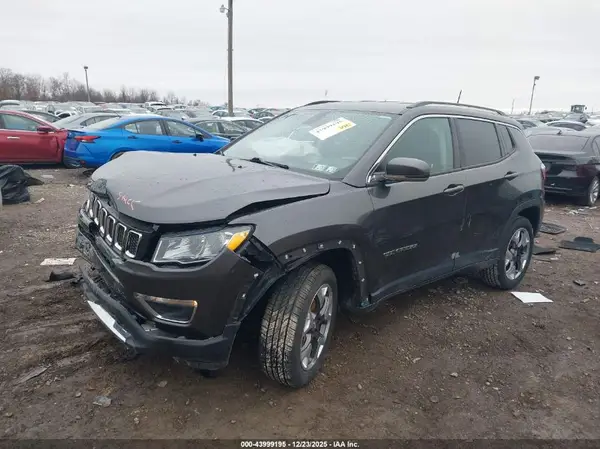 3C4NJDCBXLT185379 2020 JEEP COMPASS - Image 2
