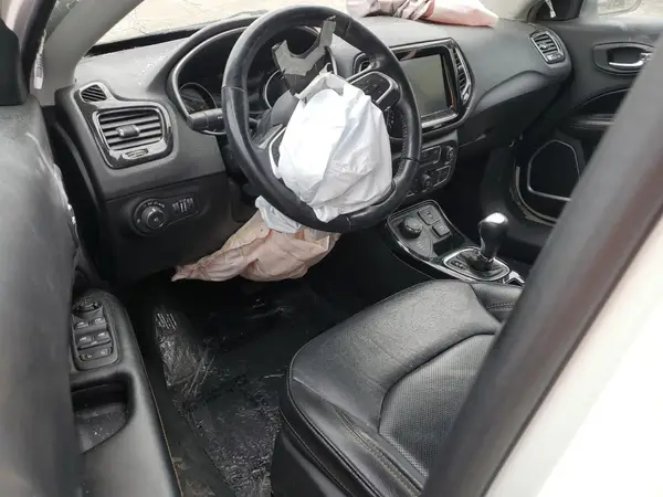 3C4NJDCBXLT221328 2020 JEEP COMPASS - Image 8
