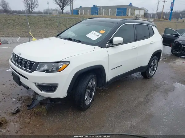 3C4NJDCBXLT233821 2020 JEEP COMPASS - Image 2