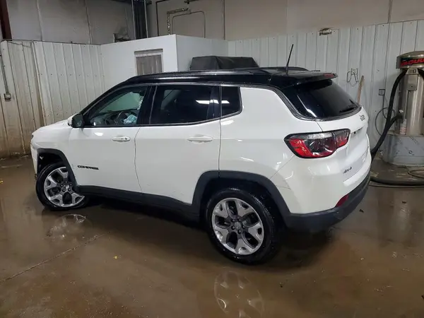 3C4NJDCBXLT244379 2020 JEEP COMPASS - Image 2
