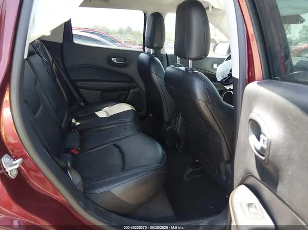 3C4NJDCBXLT255205 2020 JEEP COMPASS - Image 8