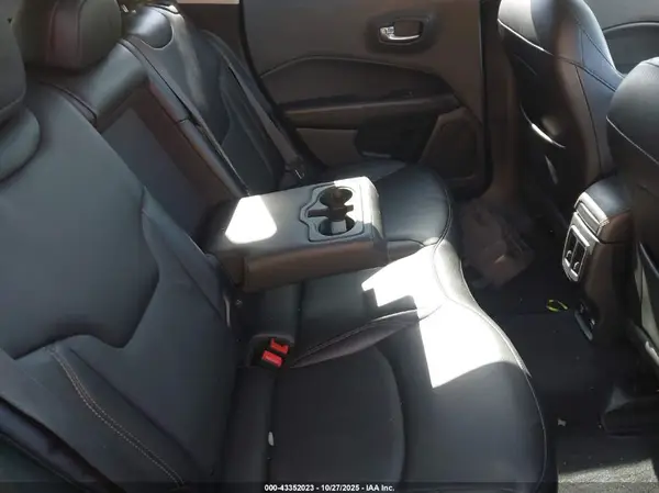 3C4NJDCBXMT575559 2021 JEEP COMPASS - Image 8