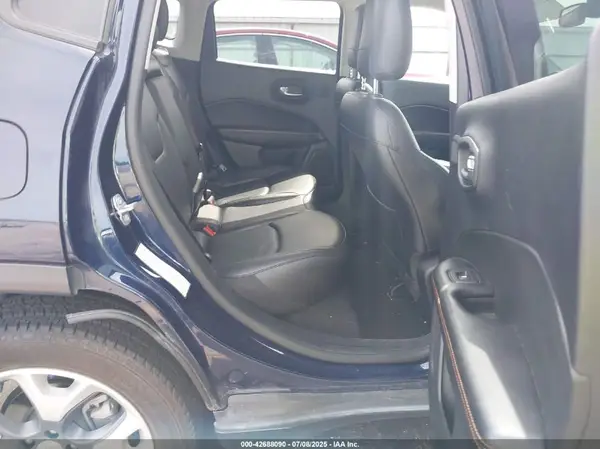 3C4NJDCBXMT583497 2021 JEEP COMPASS - Image 8