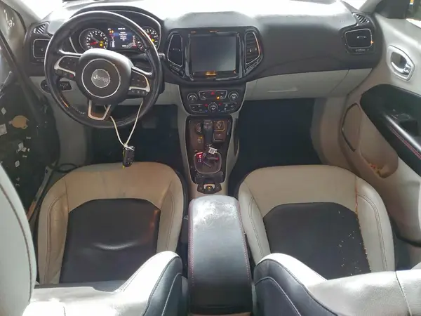 3C4NJDCBXMT586819 2021 JEEP COMPASS - Image 8