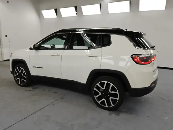 3C4NJDCBXMT596427 2021 JEEP COMPASS - Image 2