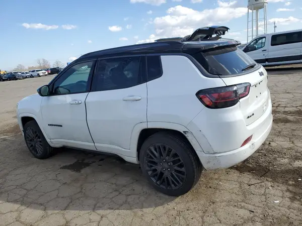 3C4NJDCBXNT100723 2022 JEEP COMPASS - Image 2