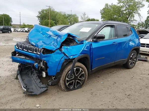 3C4NJDCBXNT105789 2022 JEEP COMPASS - Image 2