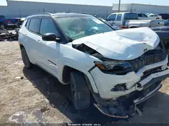 3C4NJDCBXNT111334 2022 JEEP COMPASS