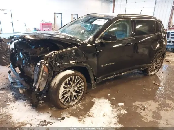 3C4NJDCBXNT128859 2022 JEEP COMPASS - Image 2