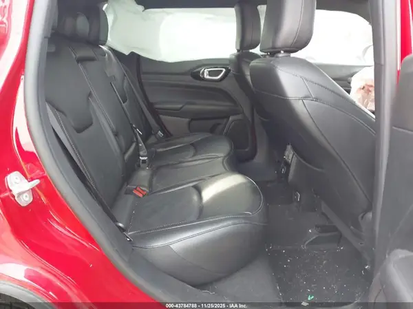 3C4NJDCBXNT135259 2022 JEEP COMPASS - Image 8