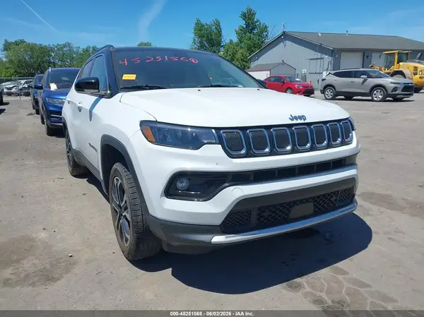 3C4NJDCBXNT136234 2022 JEEP COMPASS - Image 1