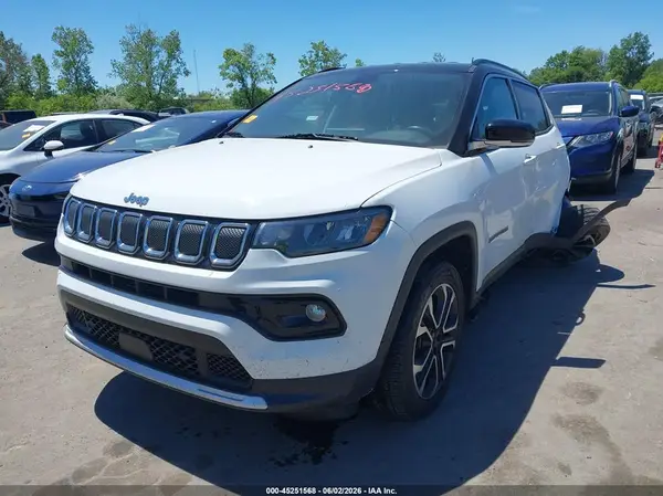 3C4NJDCBXNT136234 2022 JEEP COMPASS - Image 2
