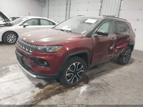 3C4NJDCBXNT152997 2022 JEEP COMPASS - Image 2