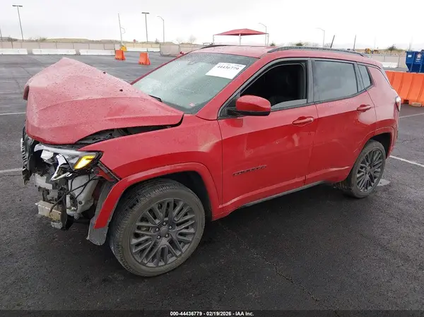 3C4NJDCBXNT164163 2022 JEEP COMPASS - Image 2