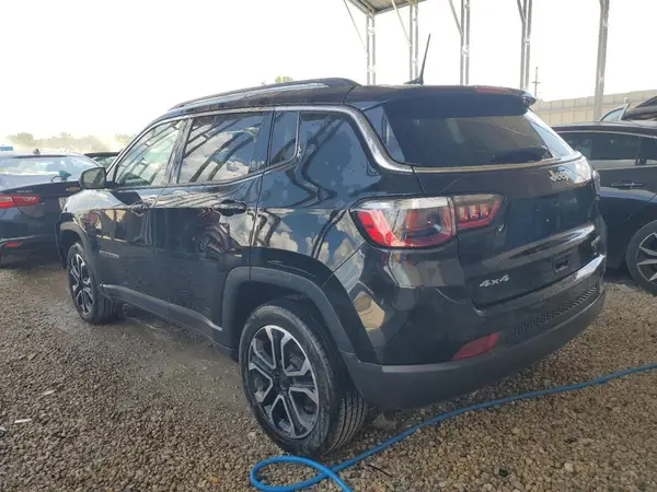 3C4NJDCBXNT165300 2022 JEEP COMPASS - Image 2