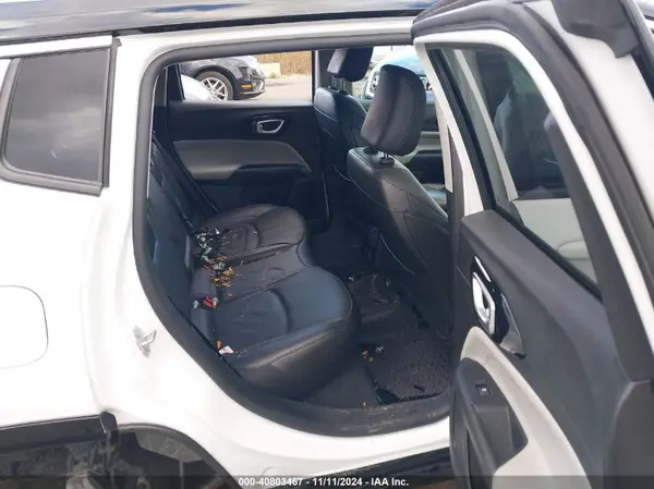3C4NJDCBXNT165541 2022 JEEP COMPASS - Image 8