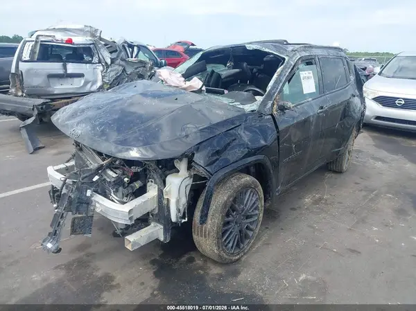 3C4NJDCBXNT167189 2022 JEEP COMPASS - Image 2