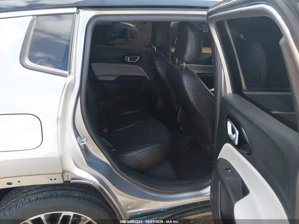 3C4NJDCN0PT500674 2023 JEEP COMPASS - Image 8