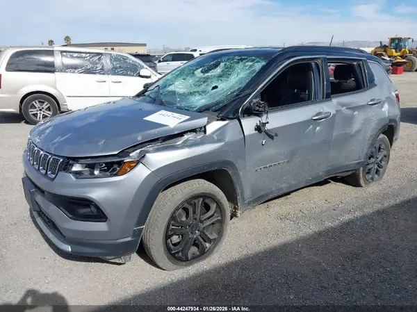3C4NJDCN0PT533884 2023 JEEP COMPASS - Image 2